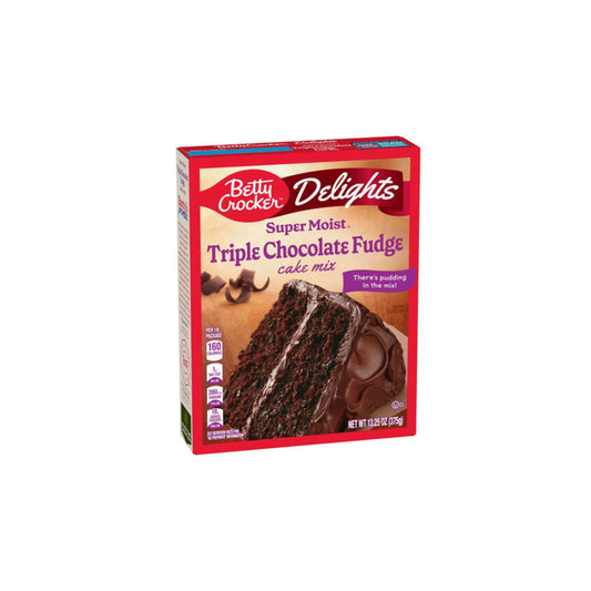 Betty Crocker Delights Super Moist Triple Chocolate Fudge Cake Mix, 375g